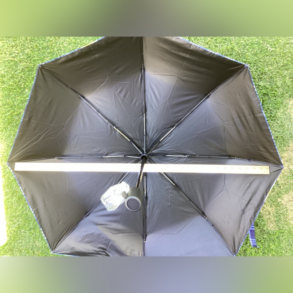 Umbrella Palaka print with Shaka sign and flowers - Picture 6 of 6